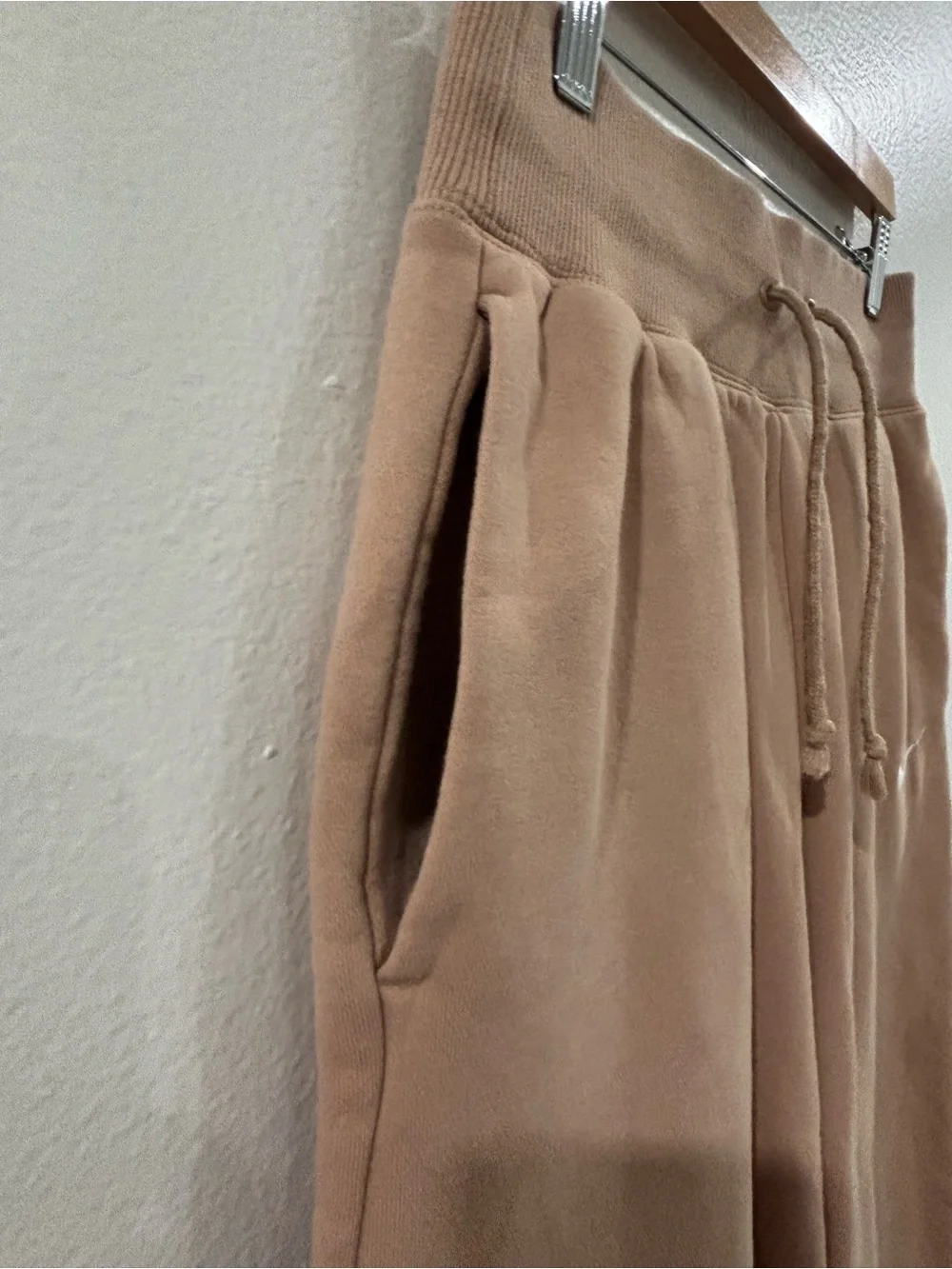 Nike Women's Tan Cropped Hoodie & Drawstring Joggers